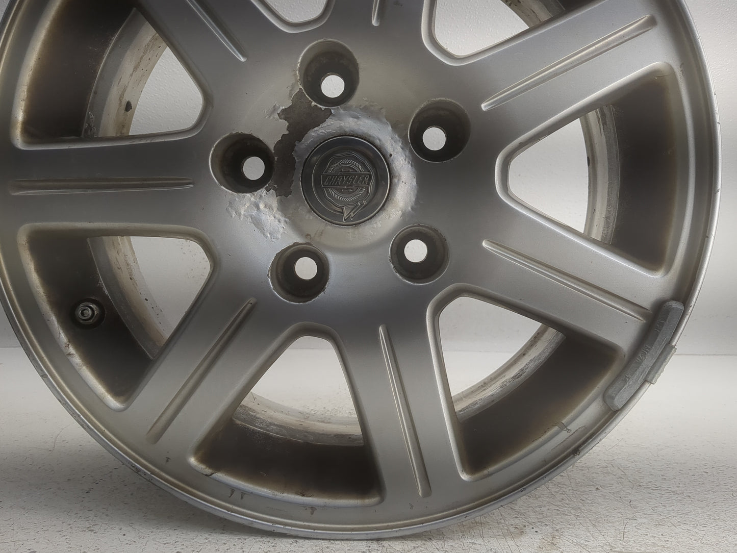 2008-2013 Chrysler Town & Country Oem Wheel Rim 1275214 - Oemusedautoparts1.com