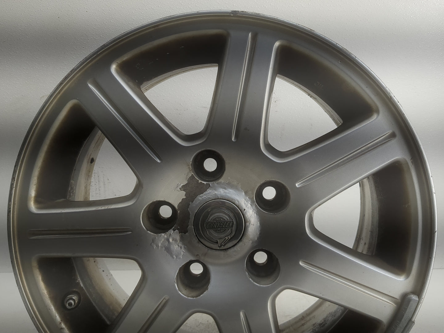 2008-2013 Chrysler Town & Country Oem Wheel Rim 1275214 - Oemusedautoparts1.com