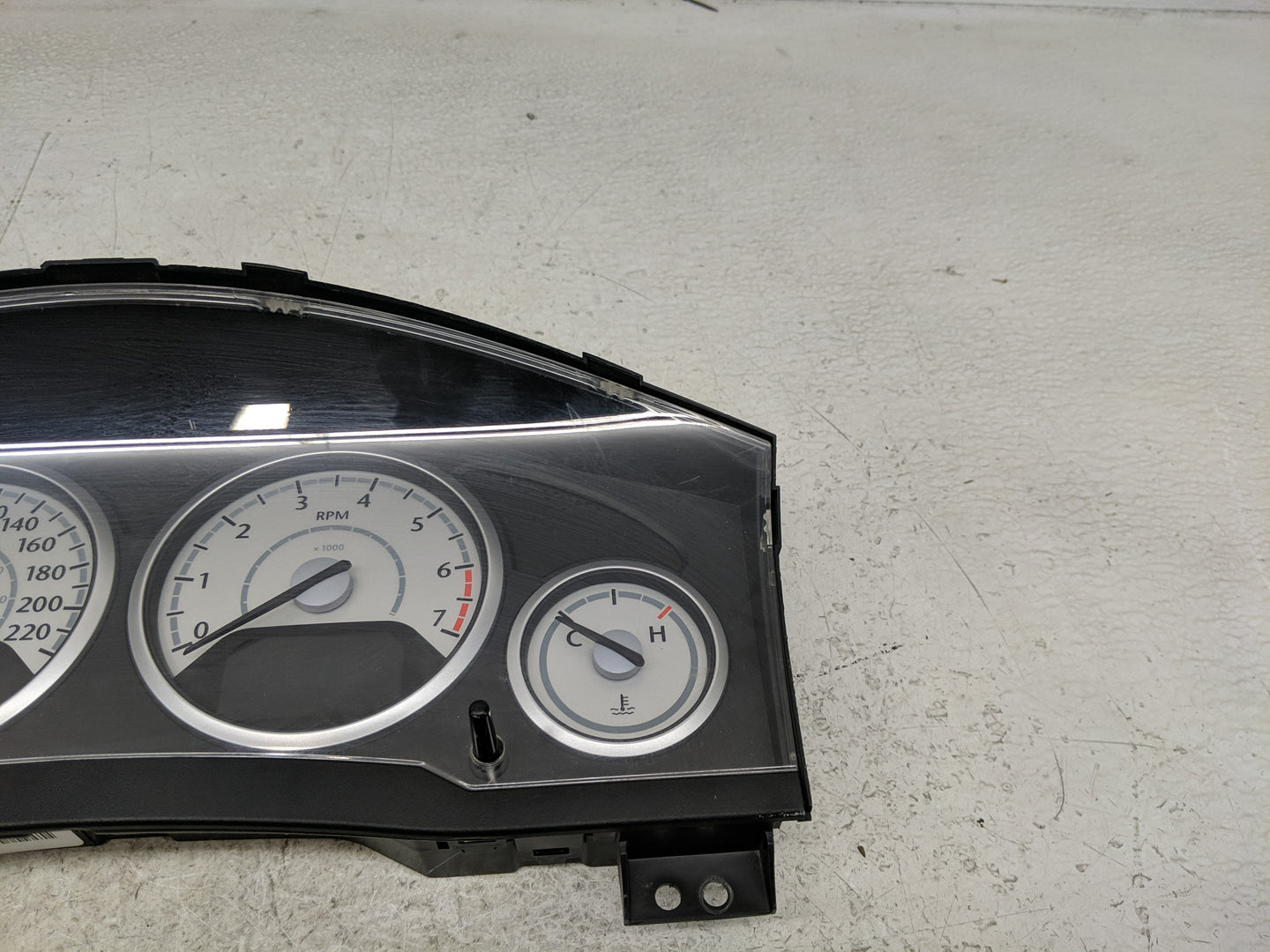 2010 Chrysler Town & Country Instrument Cluster Speedometer Gauges P/N:P05172814AE Fits OEM Used Auto Parts - Oemusedautopar