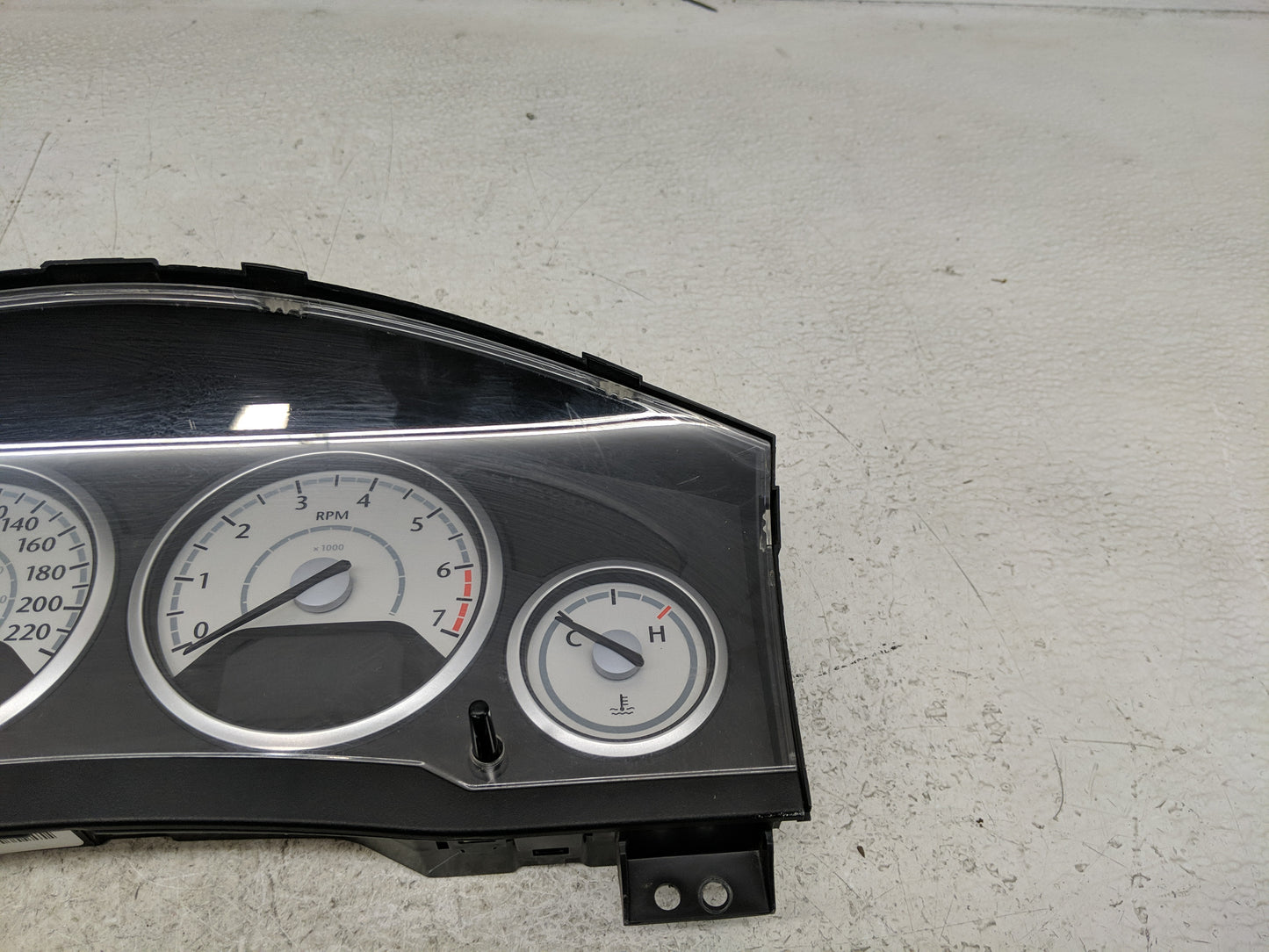 2010 Chrysler Town & Country Instrument Cluster Speedometer Gauges P/N:P05172814AE Fits OEM Used Auto Parts - Oemusedautopar