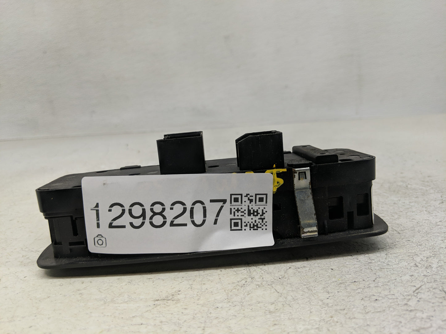 2008-2011 Chrysler Town & Country Master Power Window Switch Replacement Driver Side Left P/N:04602 627AF Fits OEM Used Auto