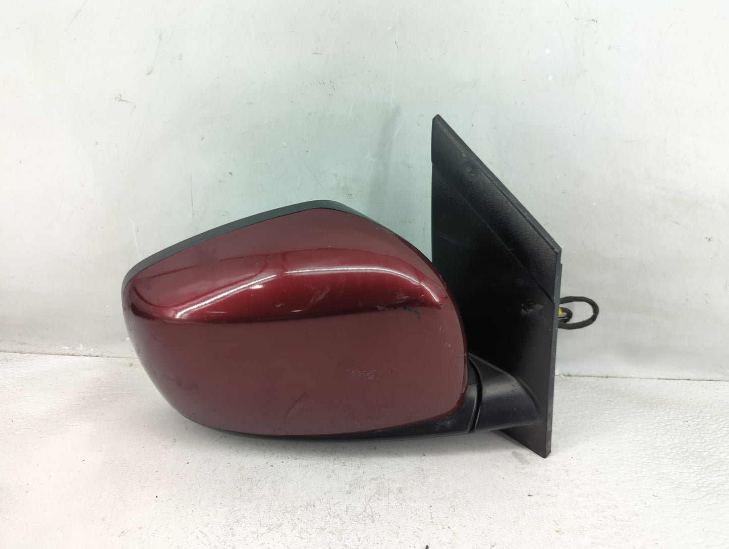 2008-2010 Chrysler Town & Country Passenger Side View Mirror - Right Door Mirror OEM Used - Oemusedautoparts1.com