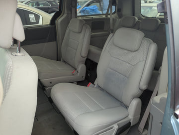 2010 Chrysler Town & Country Rear Seat Oem - Oemusedautoparts1.com