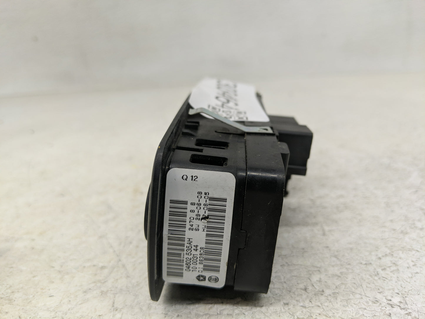 2008-2011 Chrysler Town & Country Master Power Window Switch Replacement Driver Side Left P/N:04602 535AH Fits OEM Used Auto