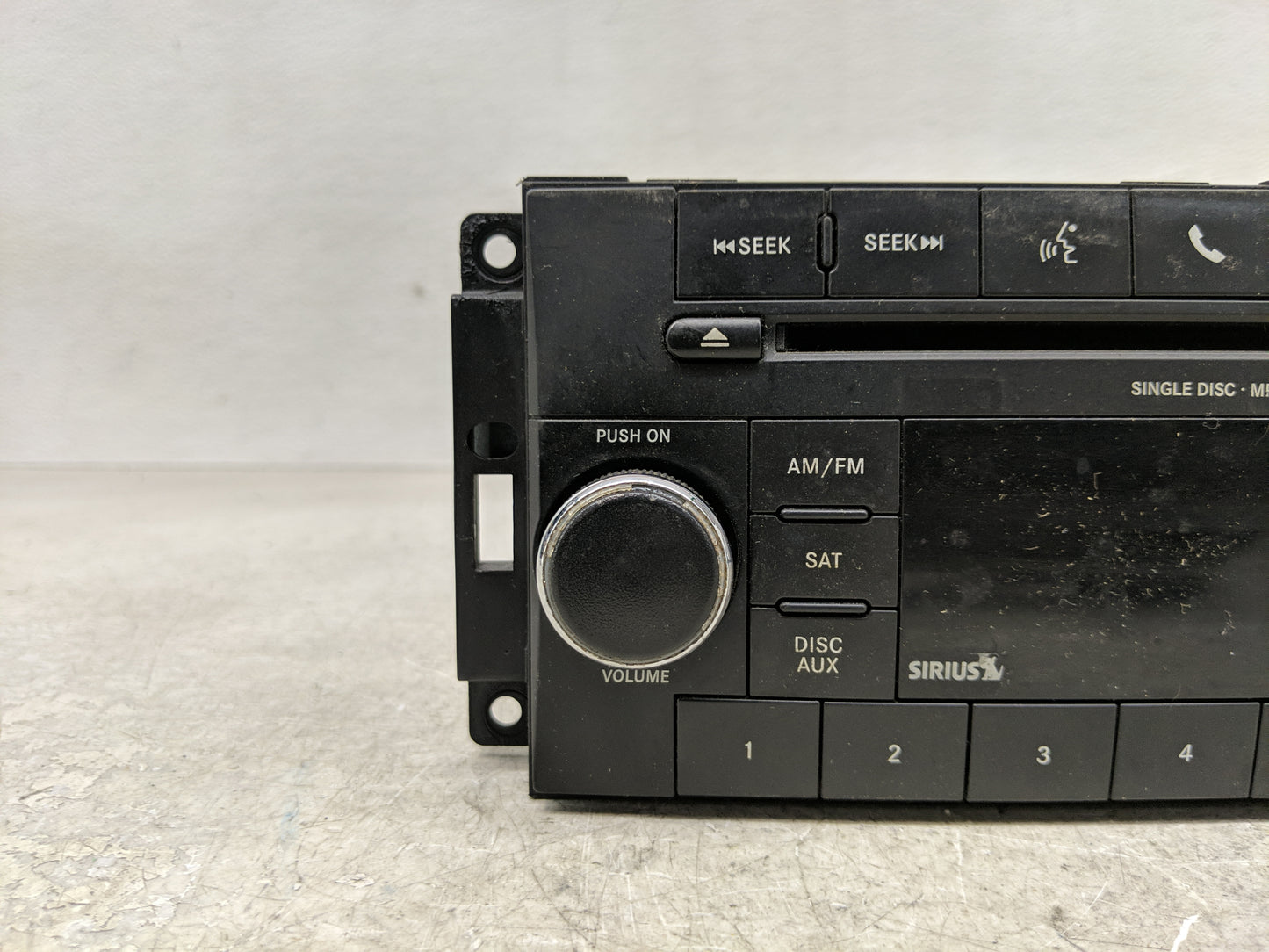 2009-2011 Chrysler Town & Country Radio AM FM Cd Player Receiver Replacement P/N:P05091117AC Fits Fits 2008 2009 2010 2011 O