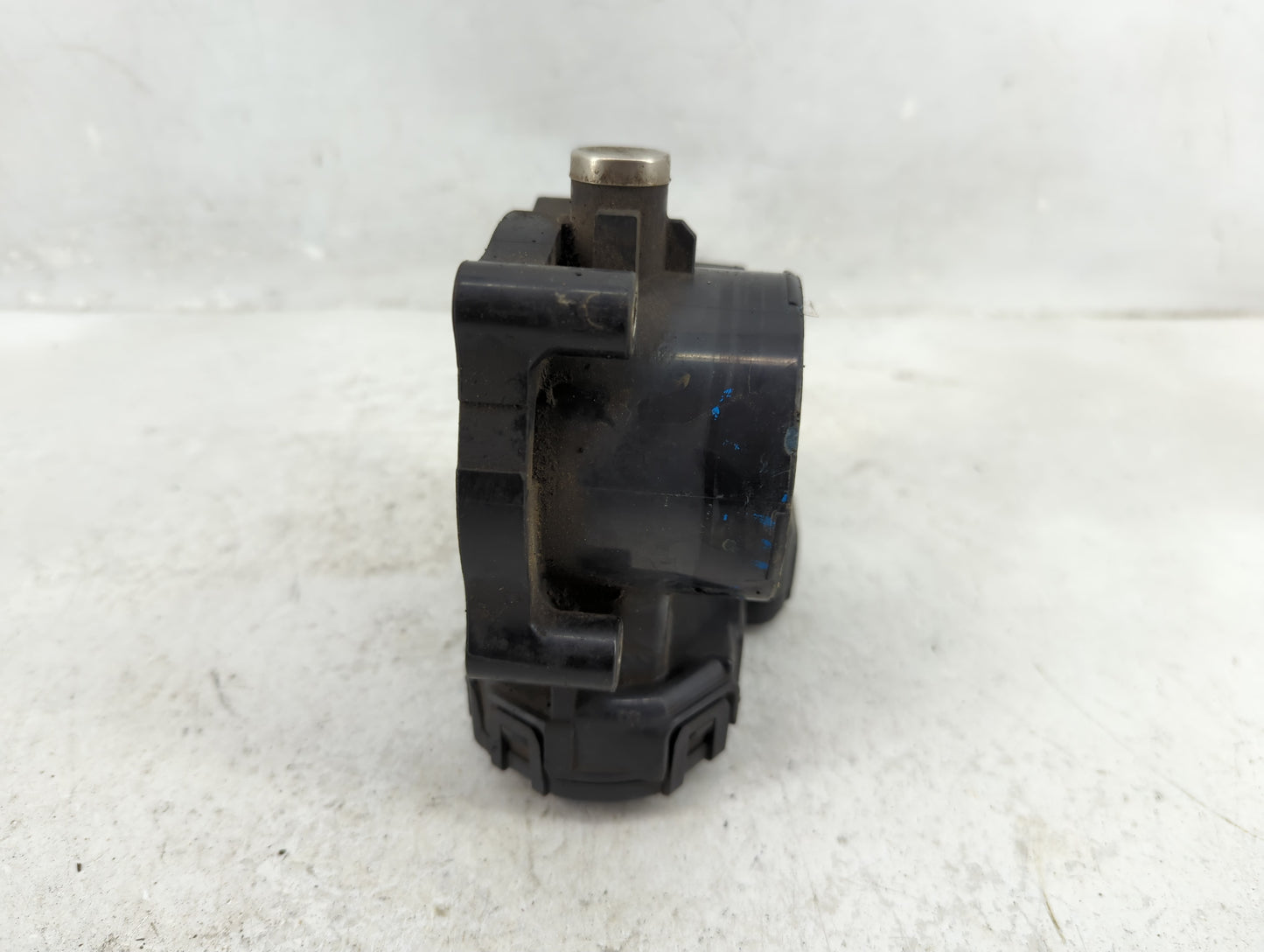 2008-2010 Chrysler Town & Country Throttle Body P/N:0 280 750 460 04593858AB Fits Fits 2008 2009 2010 2011 OEM Used Auto Par