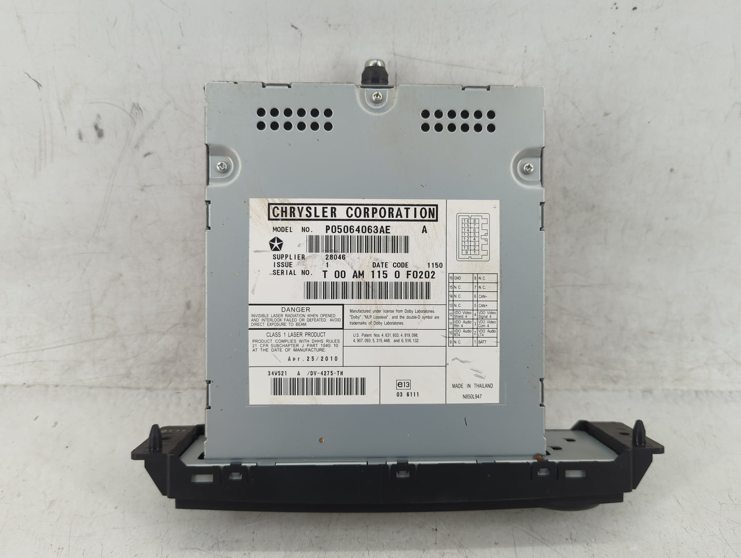 2010 Chrysler Town & Country Radio AM FM Cd Player Receiver Replacement P/N:05064063AE Fits Fits 2011 OEM Used Auto Parts - 