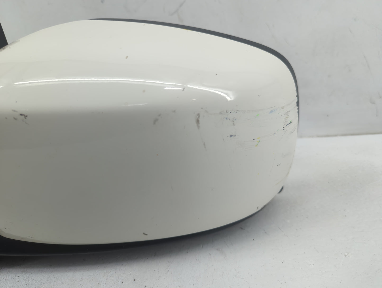 2008-2010 Chrysler Town & Country Driver Side View Mirror - Left Door Mirror OEM Used - Oemusedautoparts1.com