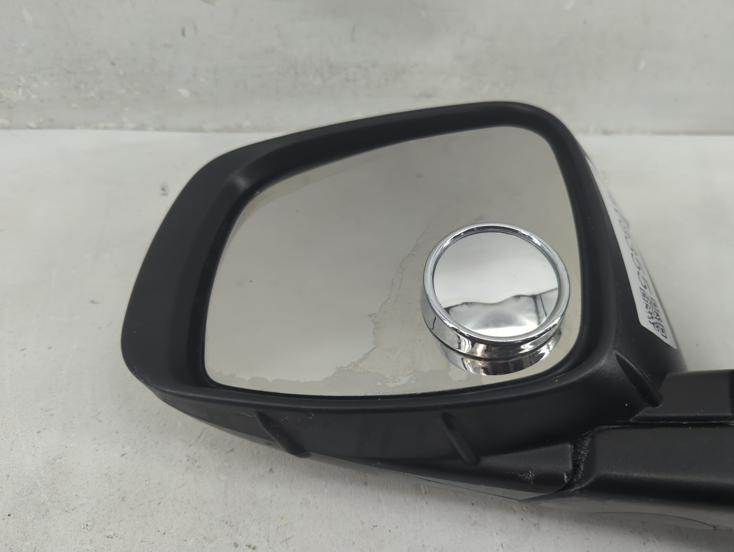 2008-2010 Chrysler Town & Country Driver Side View Mirror - Left Door Mirror OEM Used - Oemusedautoparts1.com