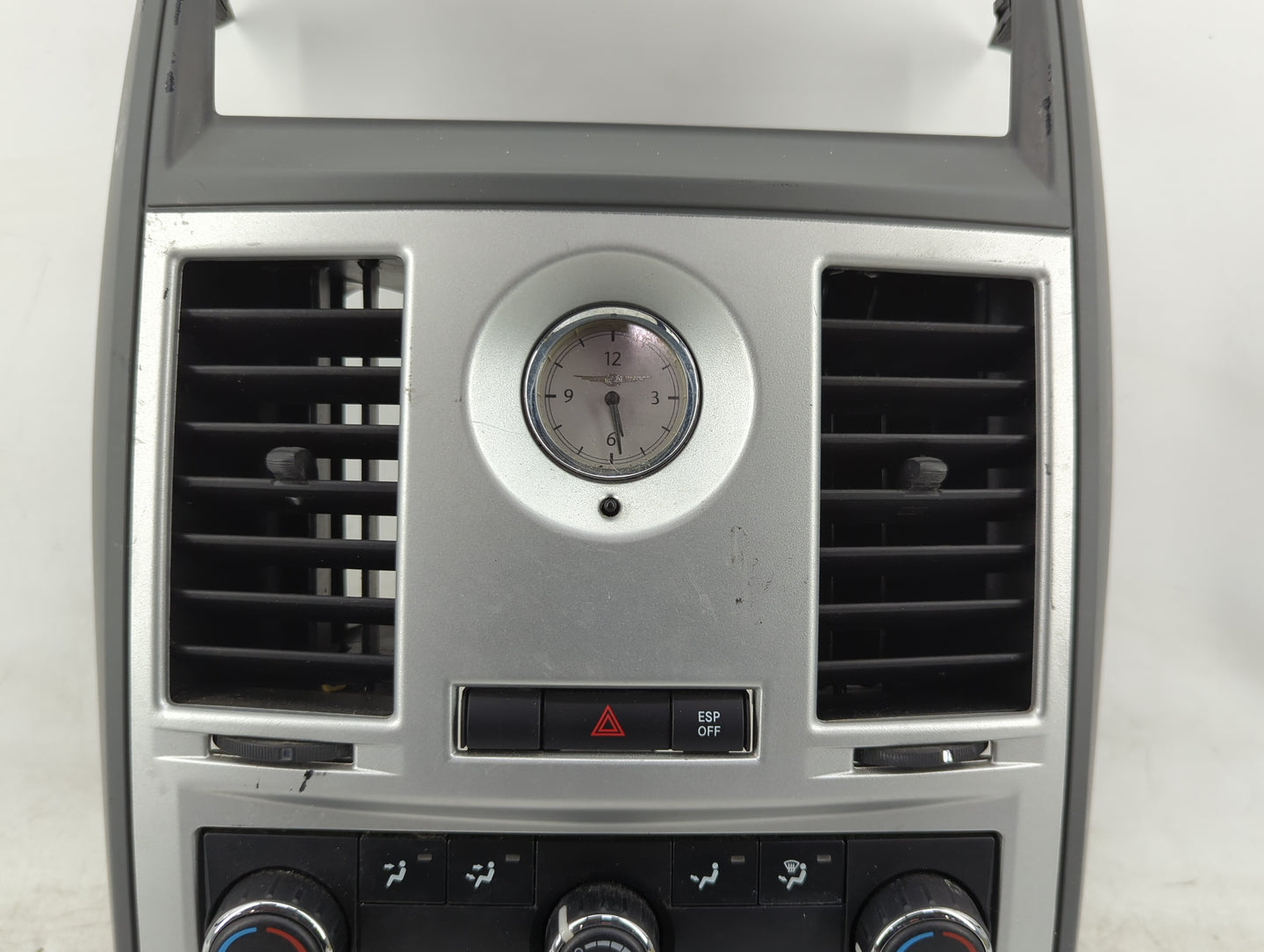 2008-2010 Chrysler Town & Country Climate Control Module Temperature AC/Heater Replacement P/N:P55111805AI Fits OEM Used Aut