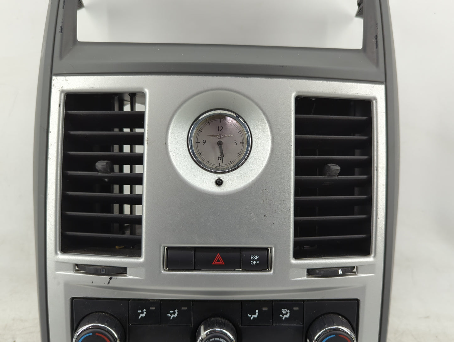 2008-2010 Chrysler Town & Country Climate Control Module Temperature AC/Heater Replacement P/N:P55111805AI Fits OEM Used Aut