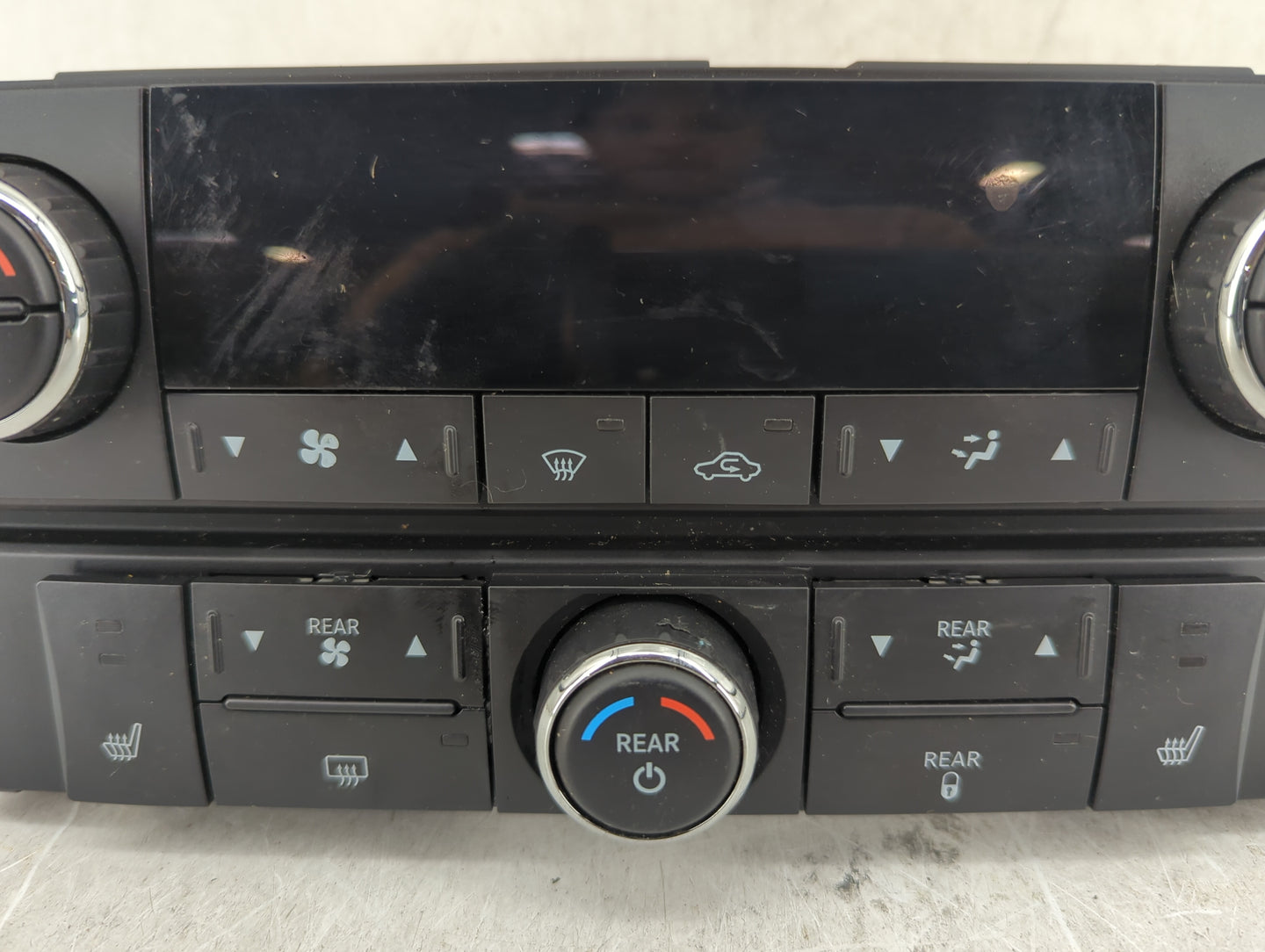 2008-2010 Chrysler Town & Country Climate Control Module Temperature AC/Heater Replacement P/N:P55111807AK Fits OEM Used Aut