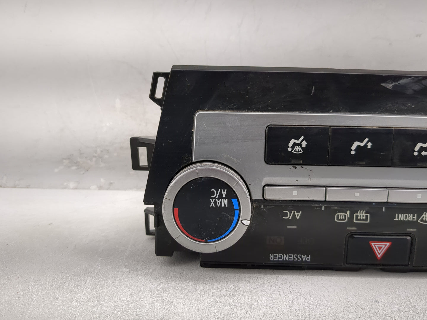 2009-2010 Chrysler Town & Country Climate Control Module Temperature AC/Heater Replacement P/N:55900-06360 Fits Fits 2009 20