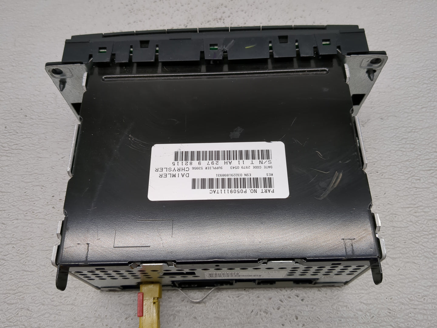 2009-2011 Chrysler Town & Country Radio AM FM Cd Player Receiver Replacement P/N:P05091117AC Fits Fits 2008 2009 2010 2011 O