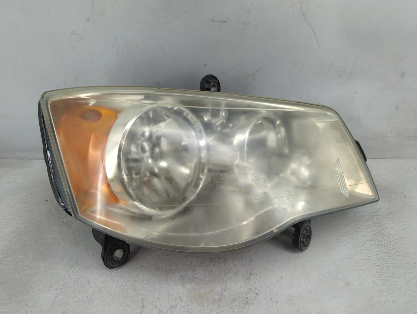 2008 Town & Country Passenger Right Oem Head Light Headlight Lamp - Oemusedautoparts1.com