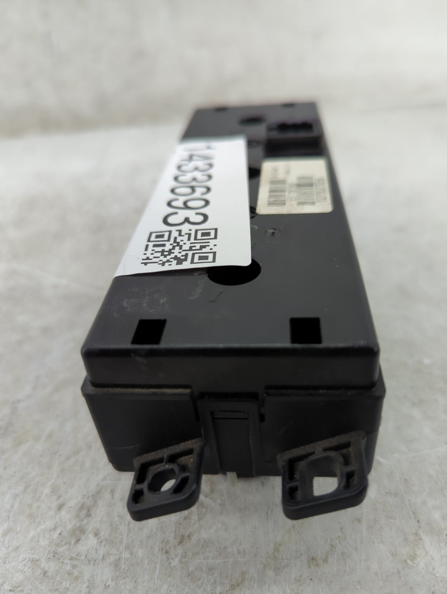 2008-2010 Chrysler Town & Country Climate Control Module Temperature AC/Heater Replacement P/N:55111810AD Fits OEM Used Auto
