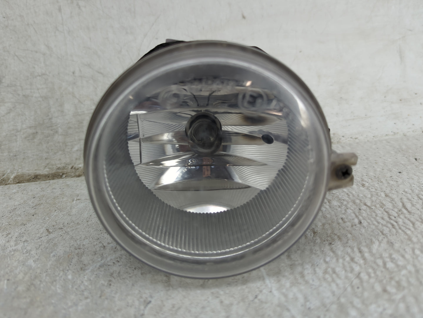 2010-2010 Chrysler Town & Country Driver Left Oem Front Light Lamp 1454792 - Oemusedautoparts1.com