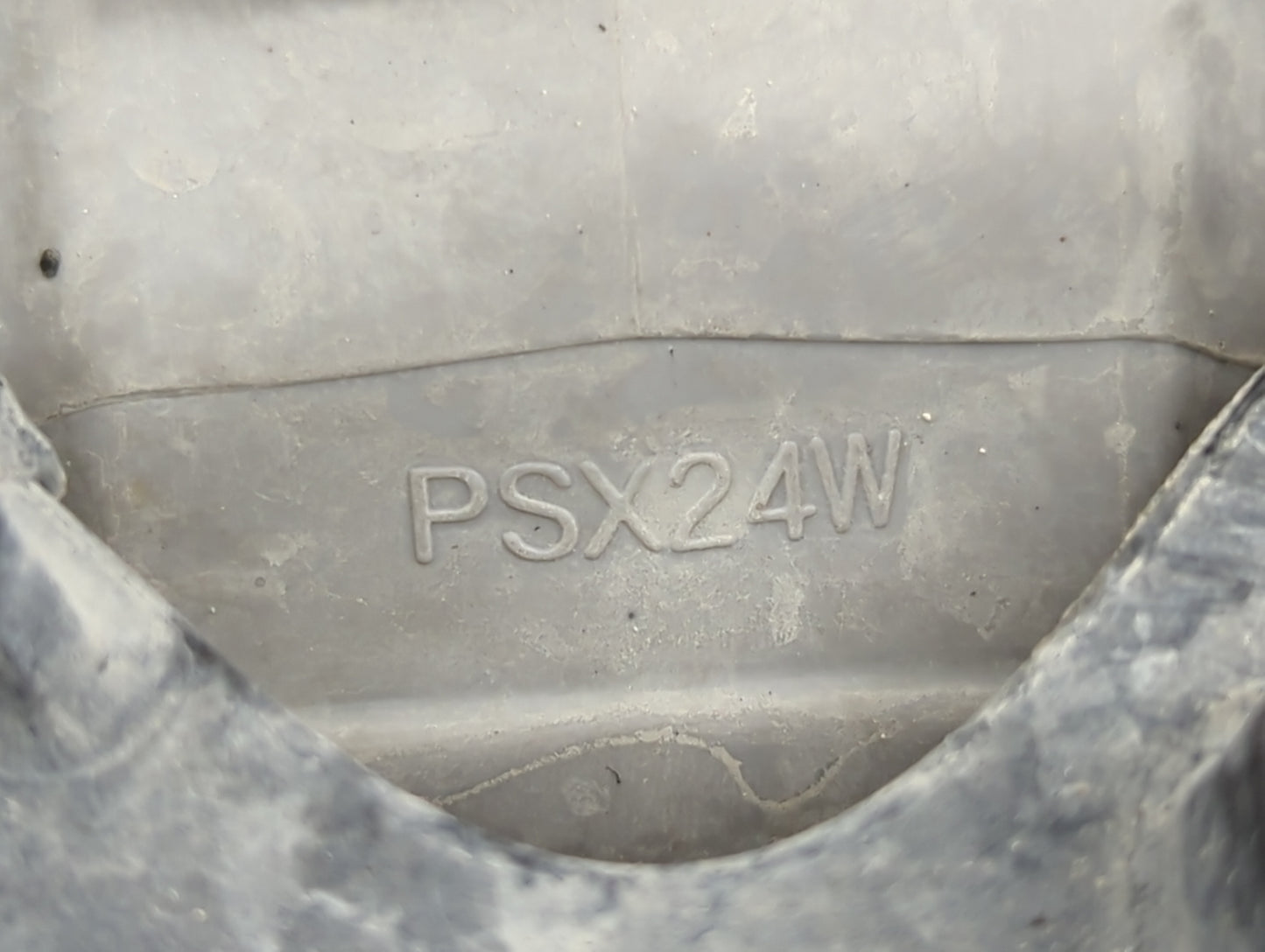 2010-2010 Chrysler Town & Country Driver Left Oem Front Light Lamp 1454792 - Oemusedautoparts1.com