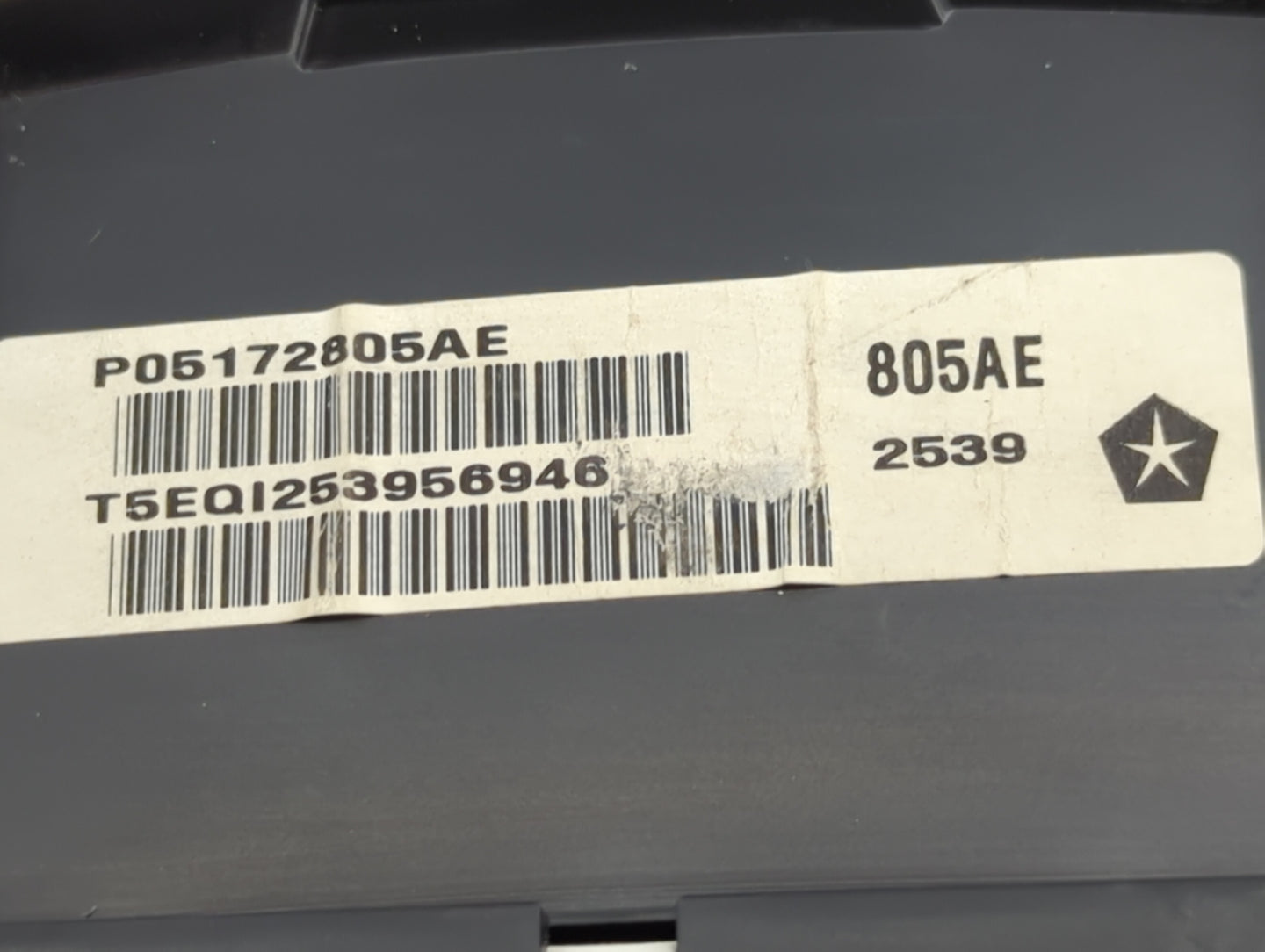 2010 Chrysler Town & Country Instrument Cluster Speedometer Gauges P/N:P05172805AE Miles: Fits OEM Used Auto Parts - Oemused
