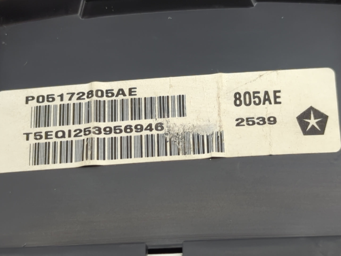 2010 Chrysler Town & Country Instrument Cluster Speedometer Gauges P/N:P05172805AE Miles: Fits OEM Used Auto Parts - Oemused