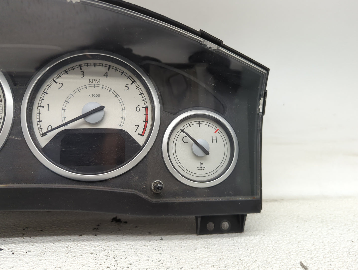 2010 Chrysler Town & Country Instrument Cluster Speedometer Gauges P/N:P05172806AG Miles: Fits OEM Used Auto Parts - Oemused