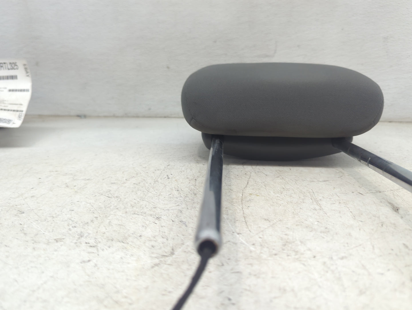 2010 Chrysler Town & Country Headrest Head Rest Front Driver Seat Gray - Oemusedautoparts1.com