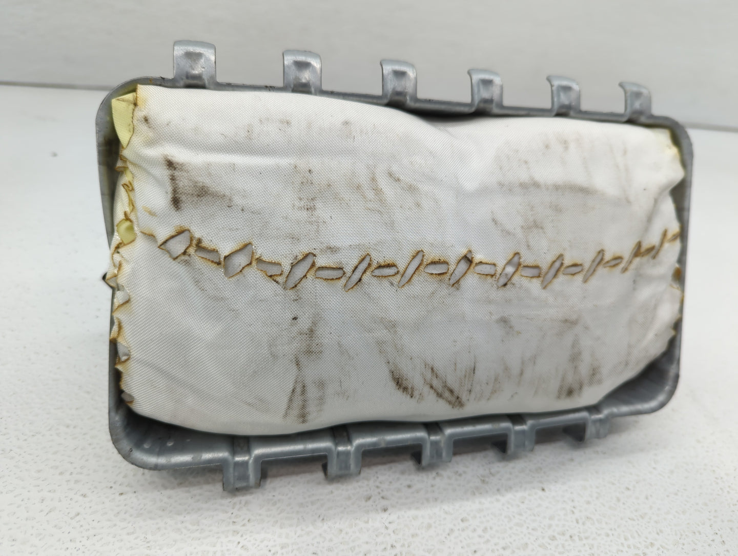 2010-2010 Chrysler Town & Country Air Bag Passenger Right Dashboard Oem - Oemusedautoparts1.com