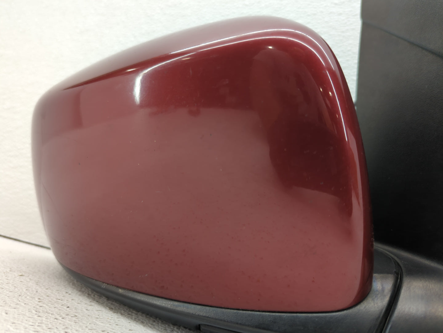 2008-2010 Chrysler Town & Country Driver Side View Mirror - Left Door Mirror OEM Used - Oemusedautoparts1.com