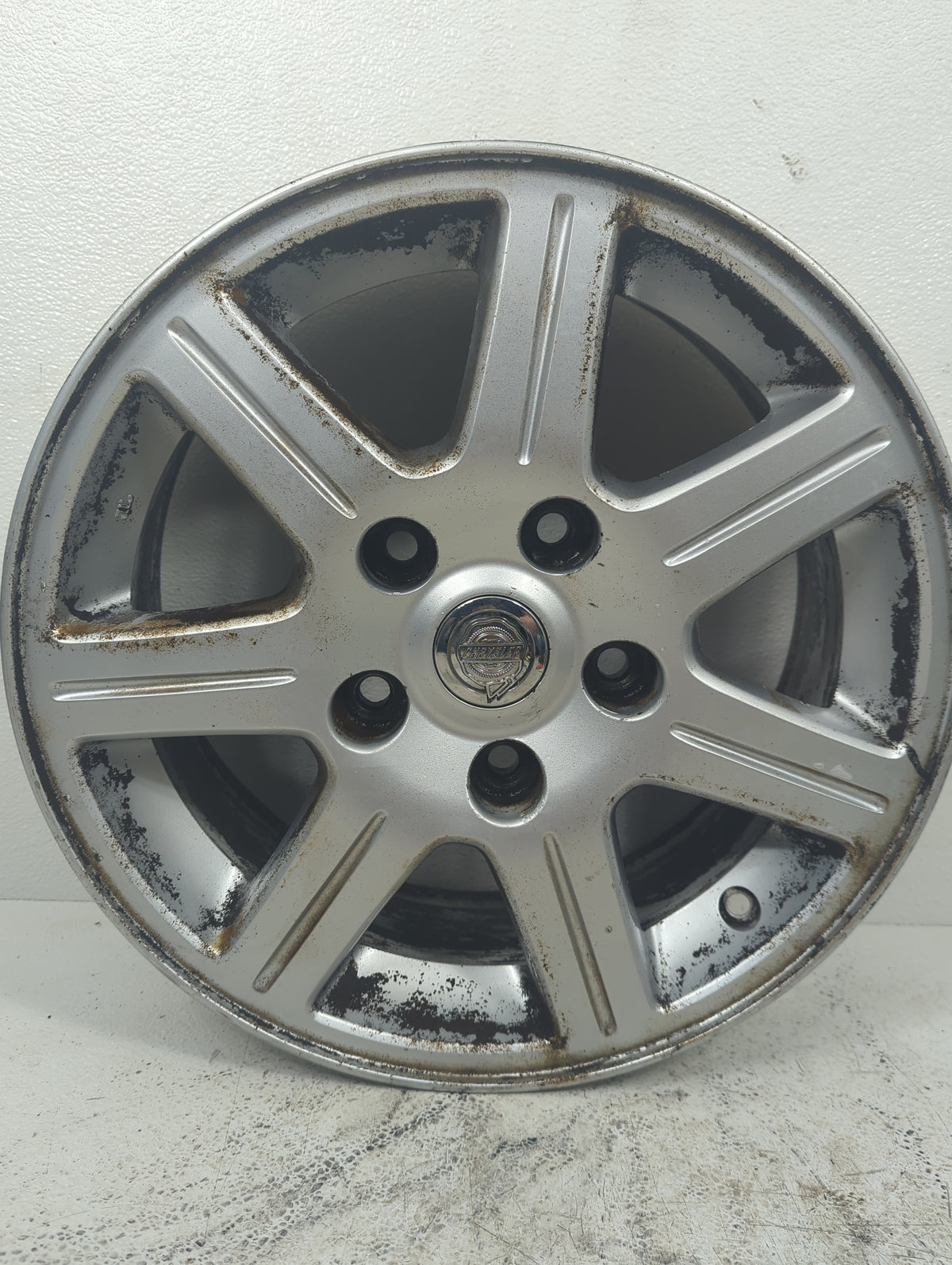 2010 Chrysler Town & Country Oem Wheel Rim 5014450 - Oemusedautoparts1.com