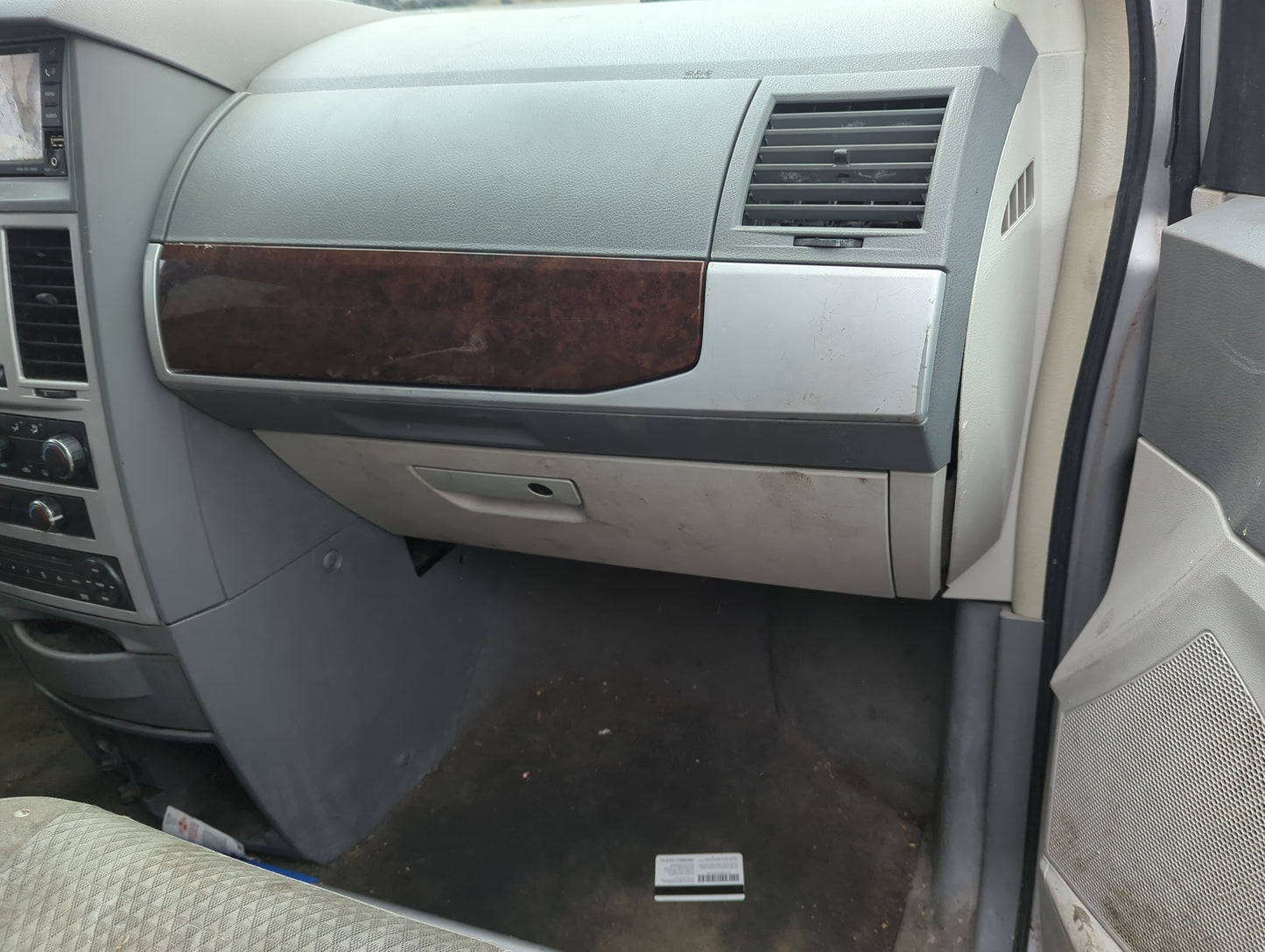 Misc. 2010 CHRYSLER TOWN & COUNTRY - Oemusedautoparts1.com