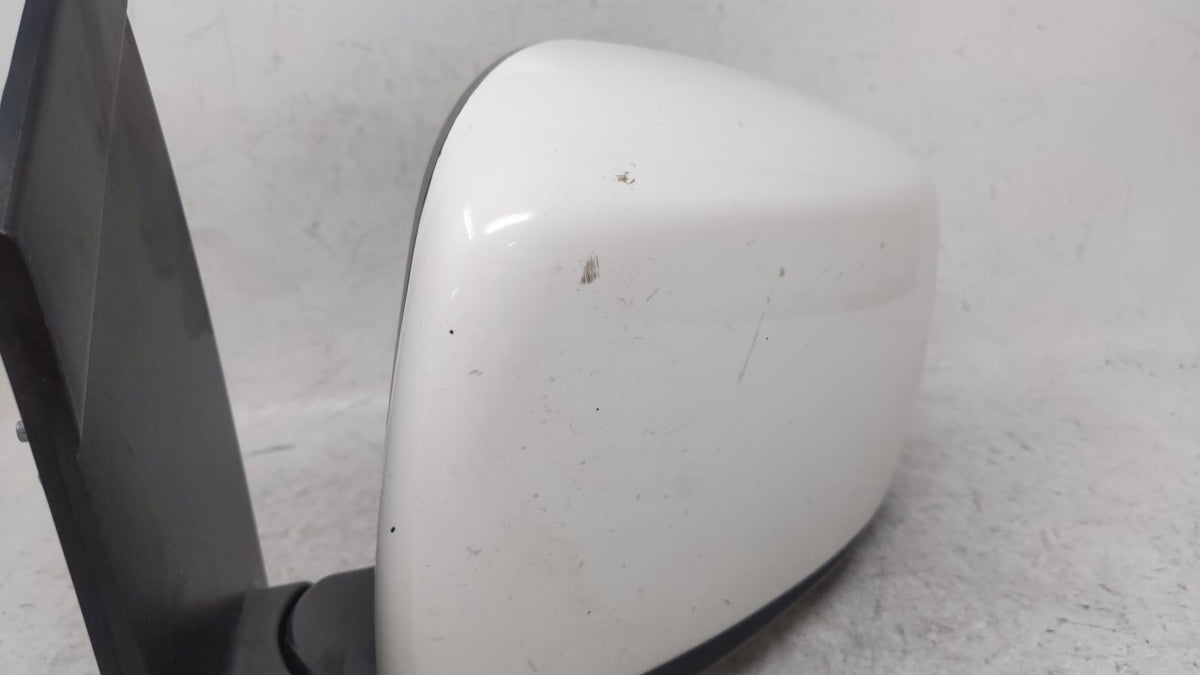 2008-2010 Chrysler Town & Country Driver Side View Mirror - Left Door Mirror OEM Used - Oemusedautoparts1.com