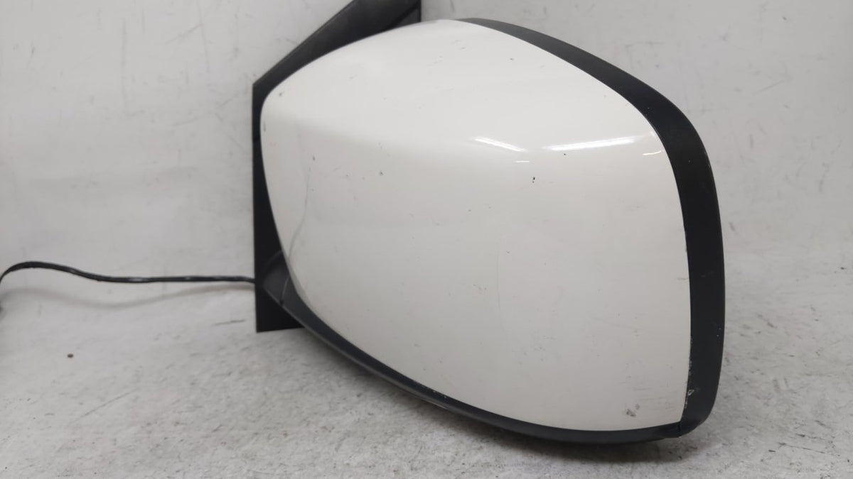 2008-2010 Chrysler Town & Country Driver Side View Mirror - Left Door Mirror OEM Used - Oemusedautoparts1.com