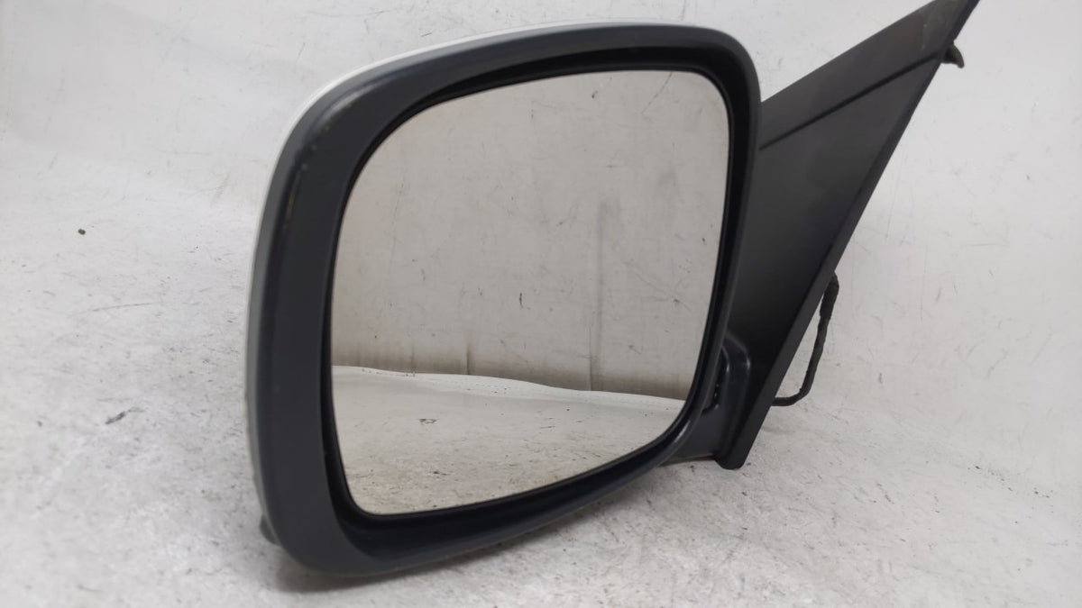 2008-2010 Chrysler Town & Country Driver Side View Mirror - Left Door Mirror OEM Used - Oemusedautoparts1.com
