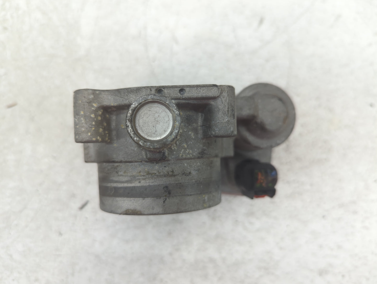 2008-2010 Chrysler Town & Country Throttle Body P/N:A2C33099253 Fits Fits 2006 2007 2008 2009 2010 2011 OEM Used Auto Parts 