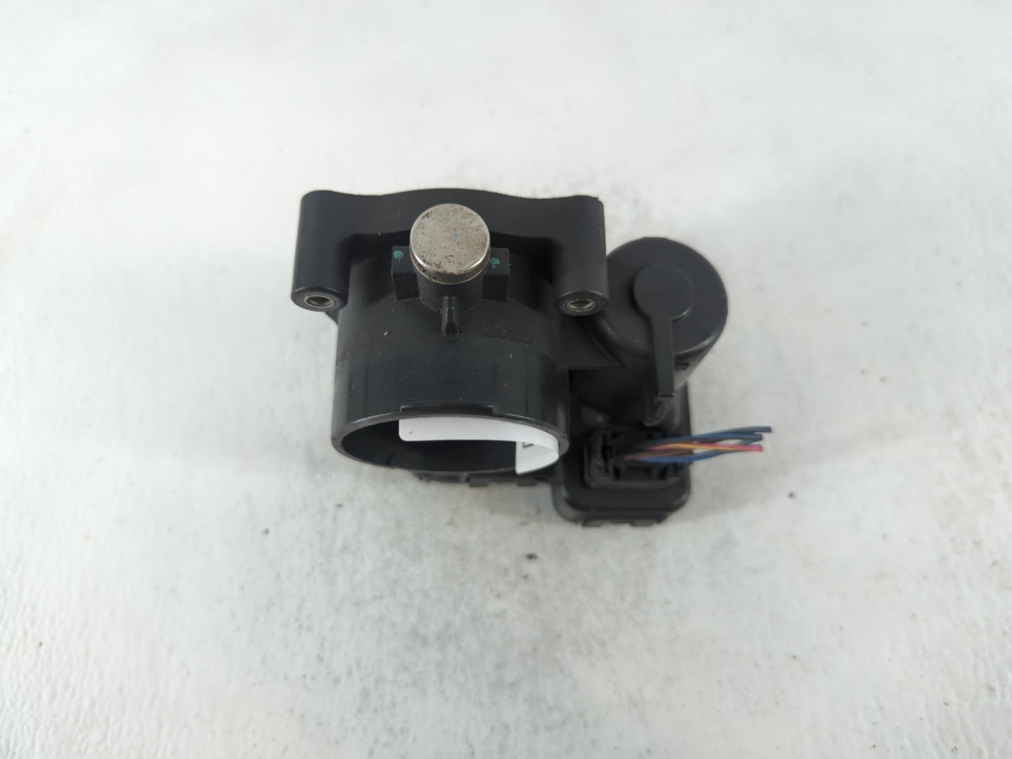 2008-2010 Chrysler Town & Country Throttle Body P/N:04593858AB Fits Fits 2008 2009 2010 2011 OEM Used Auto Parts - Oemusedau