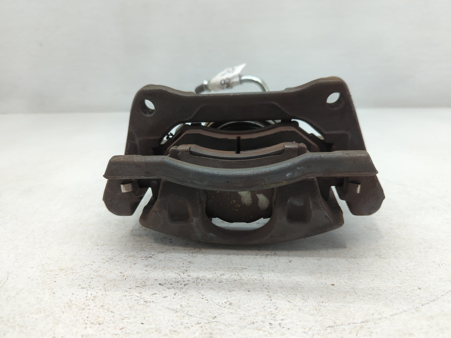 2008-2016 Chrysler Town & Country Front Driver Left Brake Caliper - Oemusedautoparts1.com