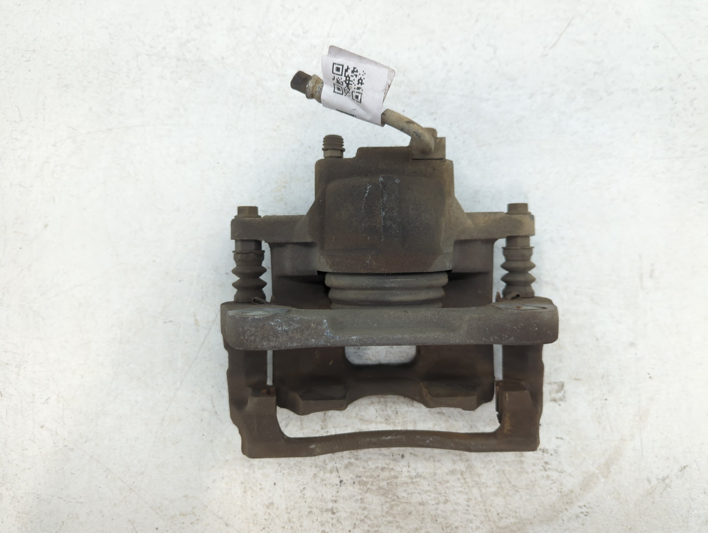 2008-2016 Chrysler Town & Country Front Driver Left Brake Caliper - Oemusedautoparts1.com