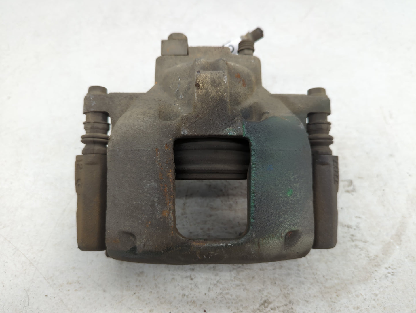2008-2016 Chrysler Town & Country Front Driver Left Brake Caliper - Oemusedautoparts1.com