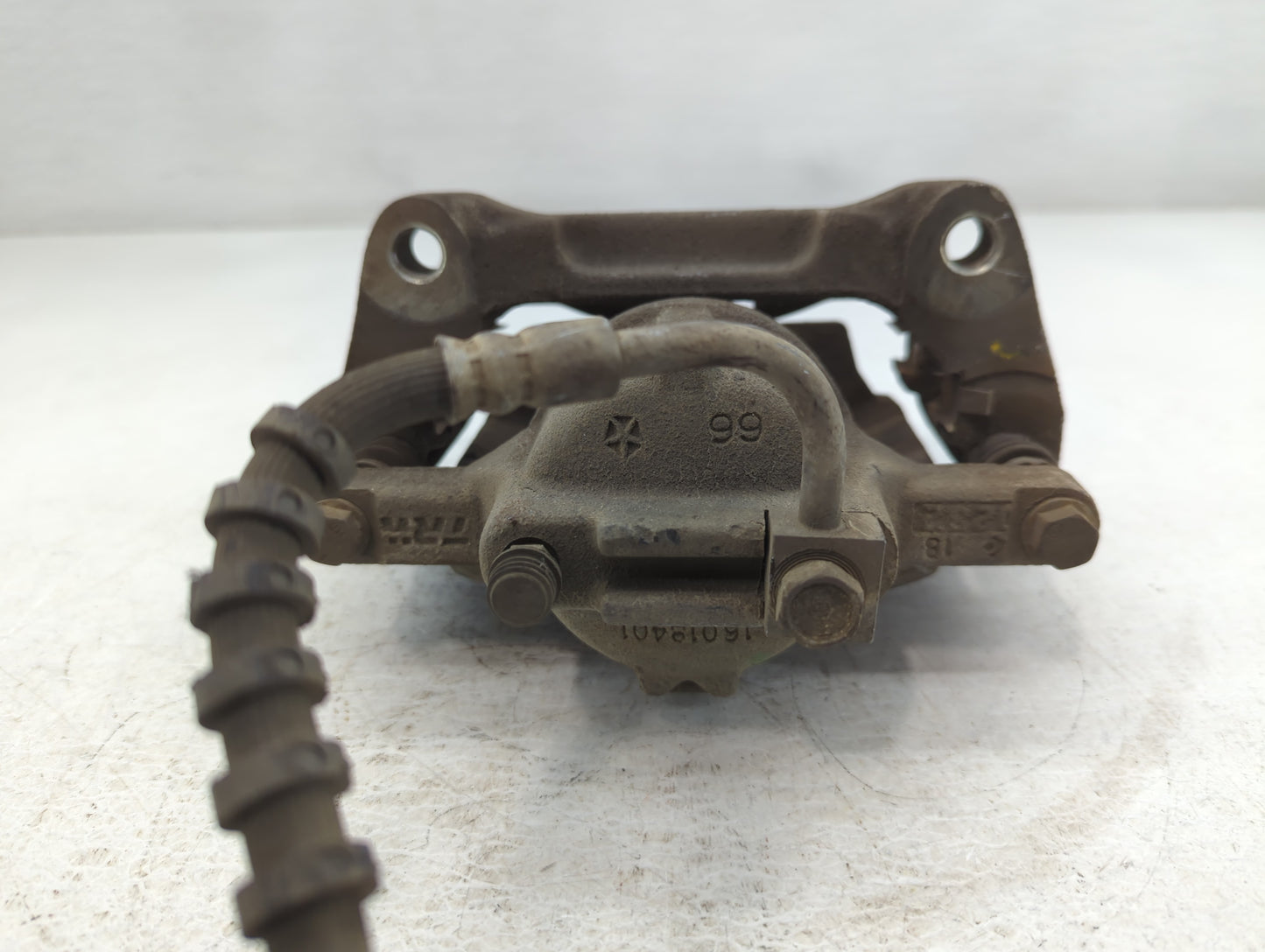 2008-2016 Chrysler Town & Country Front Passenger Right Brake Caliper - Oemusedautoparts1.com