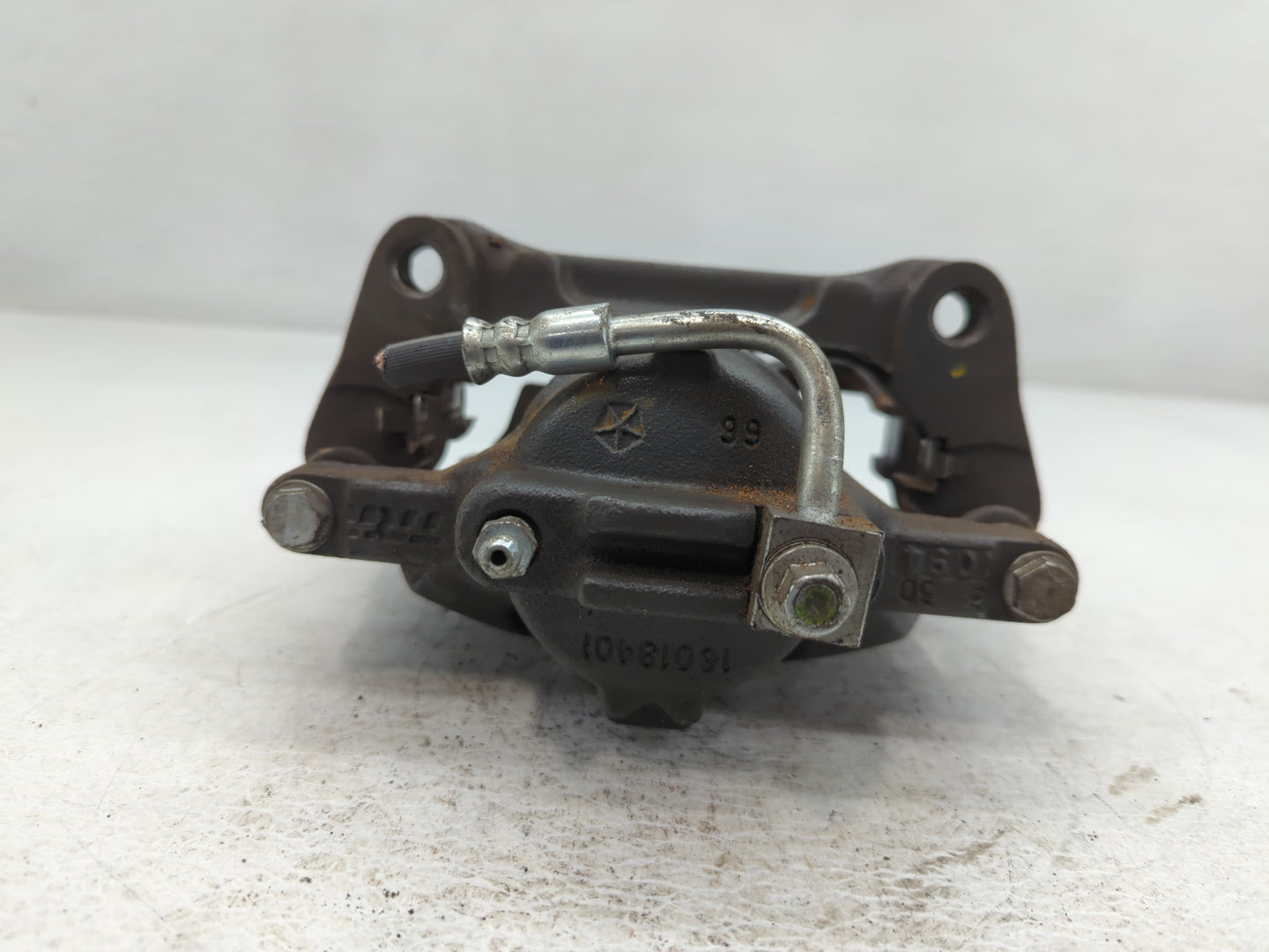 2008-2016 Chrysler Town & Country Front Passenger Right Brake Caliper - Oemusedautoparts1.com
