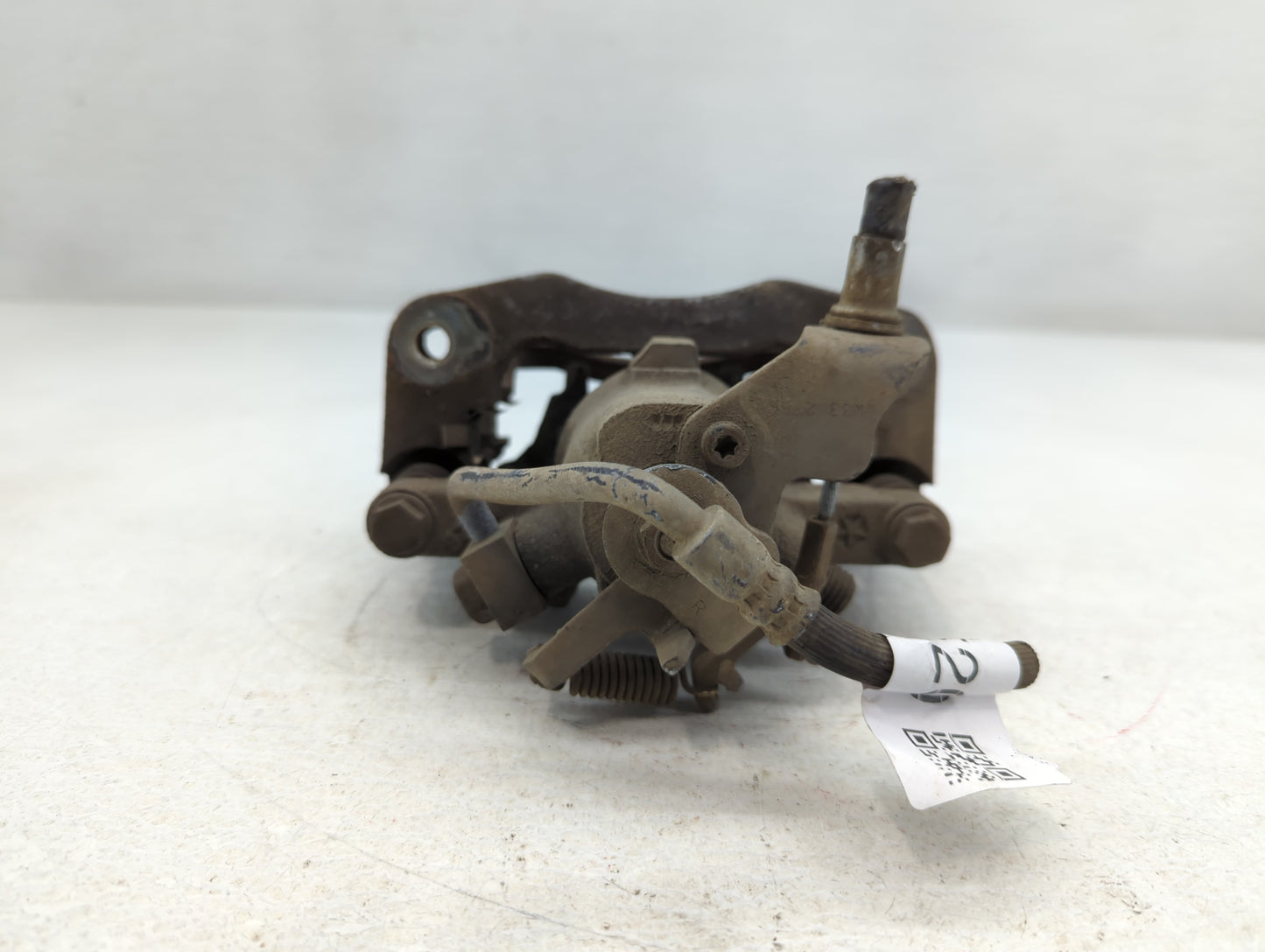2012-2016 Chrysler Town & Country Front Passenger Right Brake Caliper - Oemusedautoparts1.com