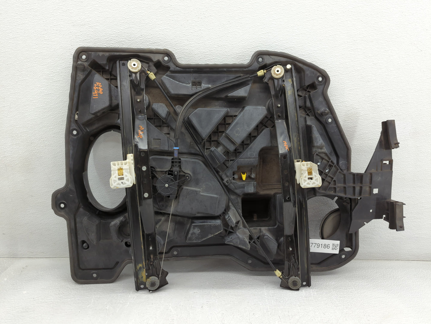 2008-2016 Chrysler Town & Country Window Regulator Right Passenger Rear - Oemusedautoparts1.com