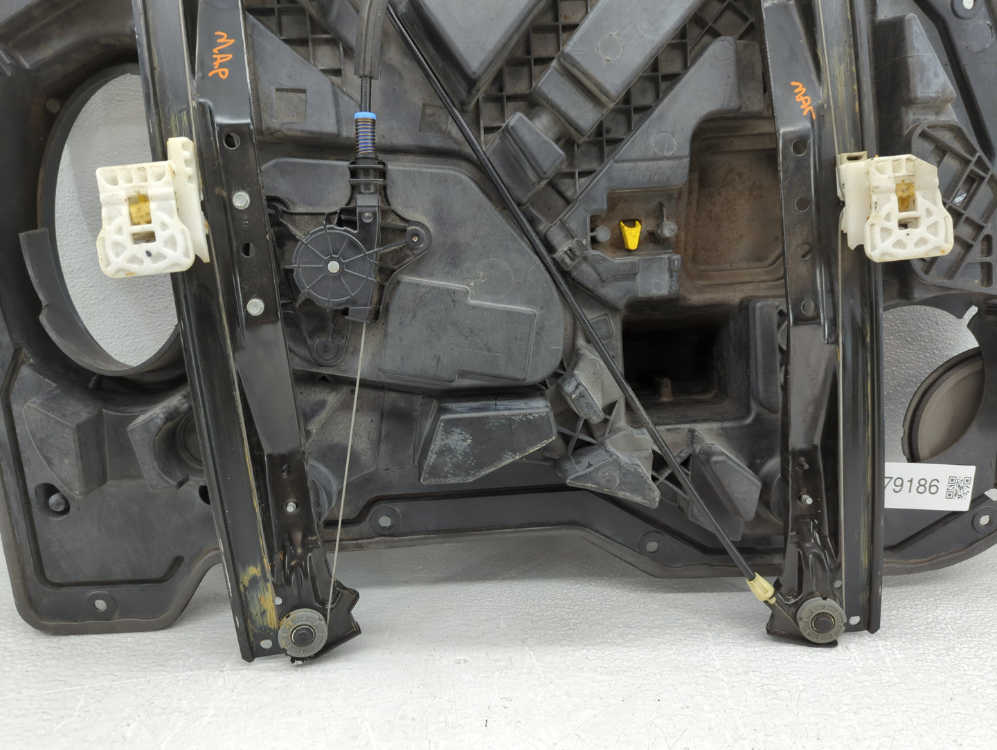 2008-2016 Chrysler Town & Country Window Regulator Right Passenger Rear - Oemusedautoparts1.com