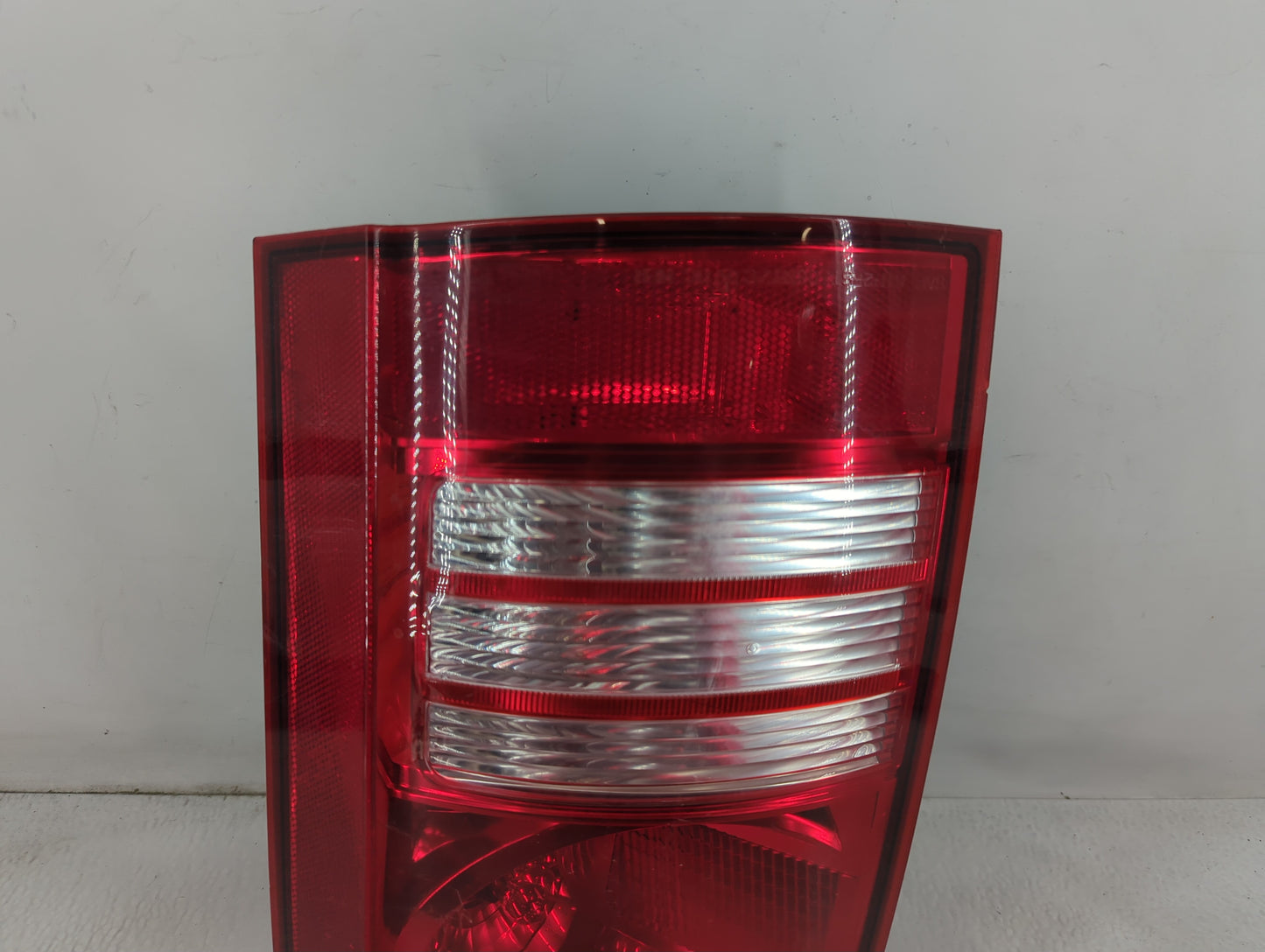 2008-2010 Chrysler Town & Country Tail Light Assembly Passenger Right OEM Fits Fits 2008 2009 2010 OEM Used Auto Parts - Oem