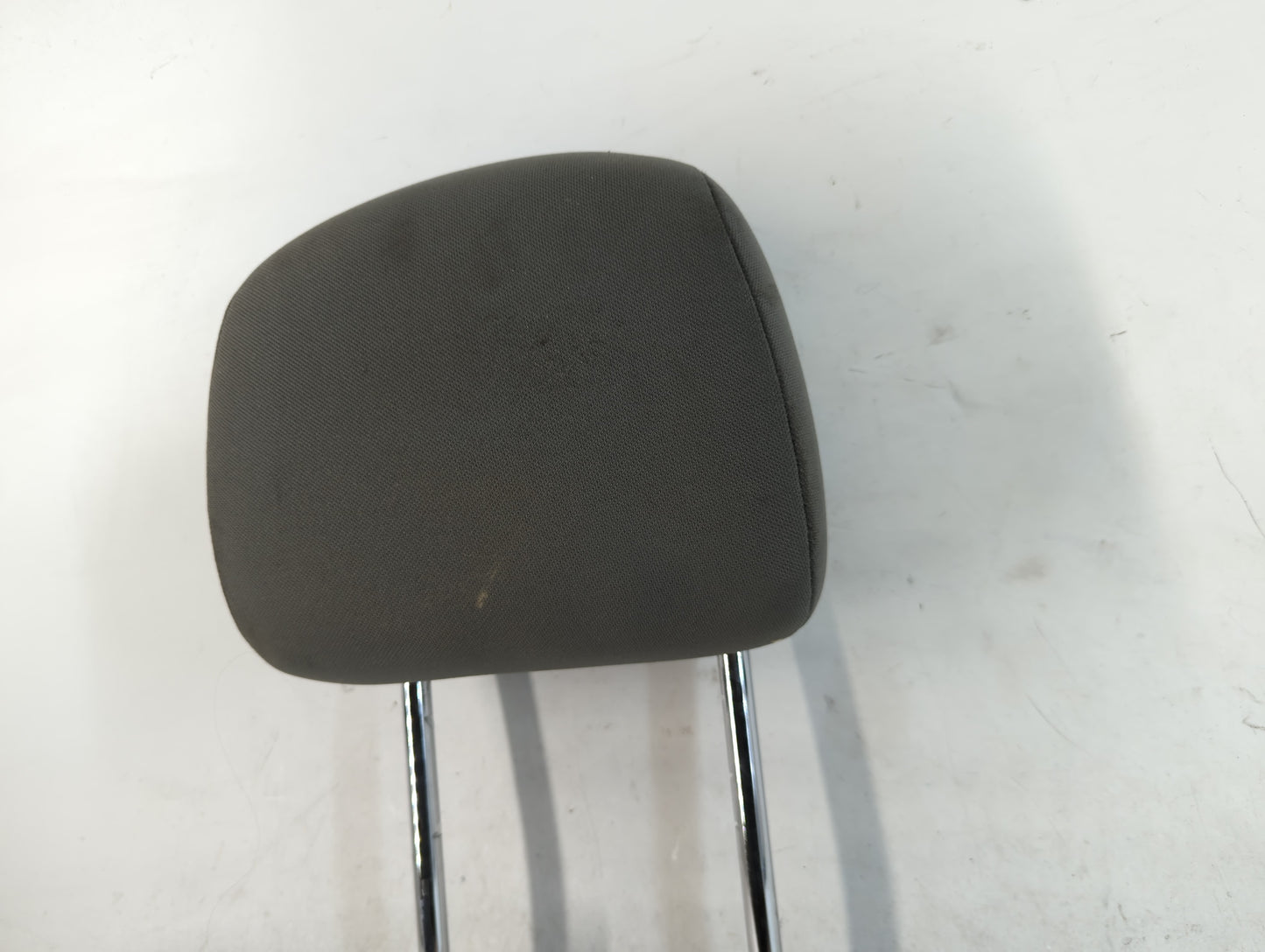 2010 Chrysler Town & Country Headrest Head Rest Front Driver Passenger Seat Fits OEM Used Auto Parts - Oemusedautoparts1.com