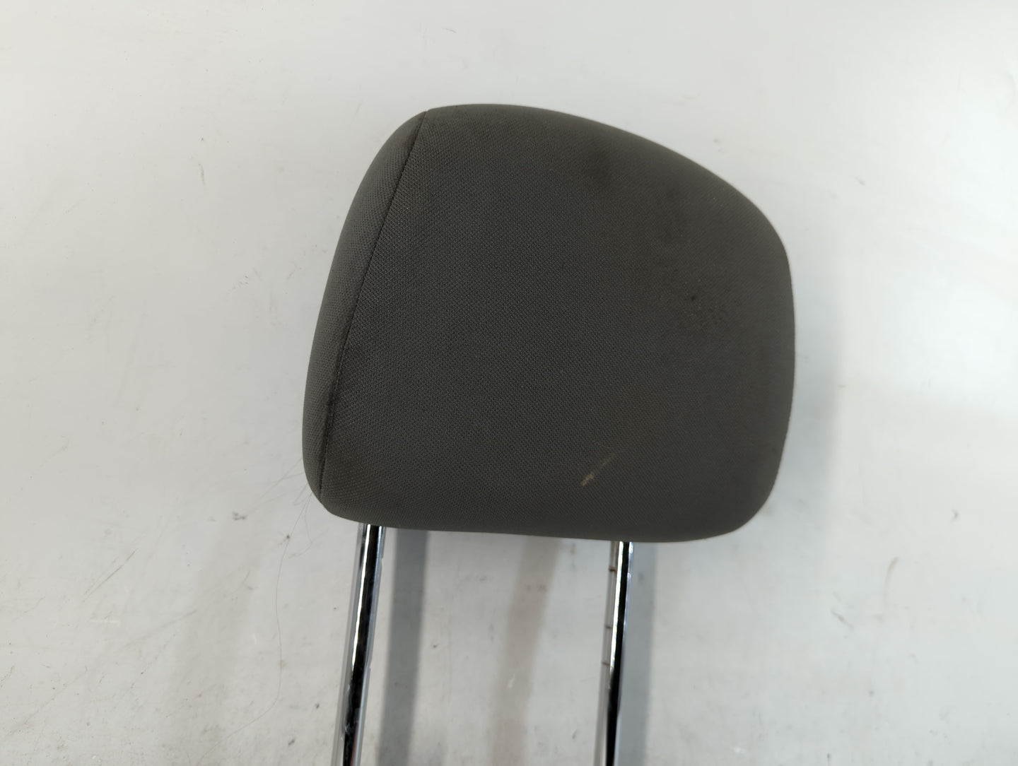 2010 Chrysler Town & Country Headrest Head Rest Front Driver Passenger Seat Fits OEM Used Auto Parts - Oemusedautoparts1.com