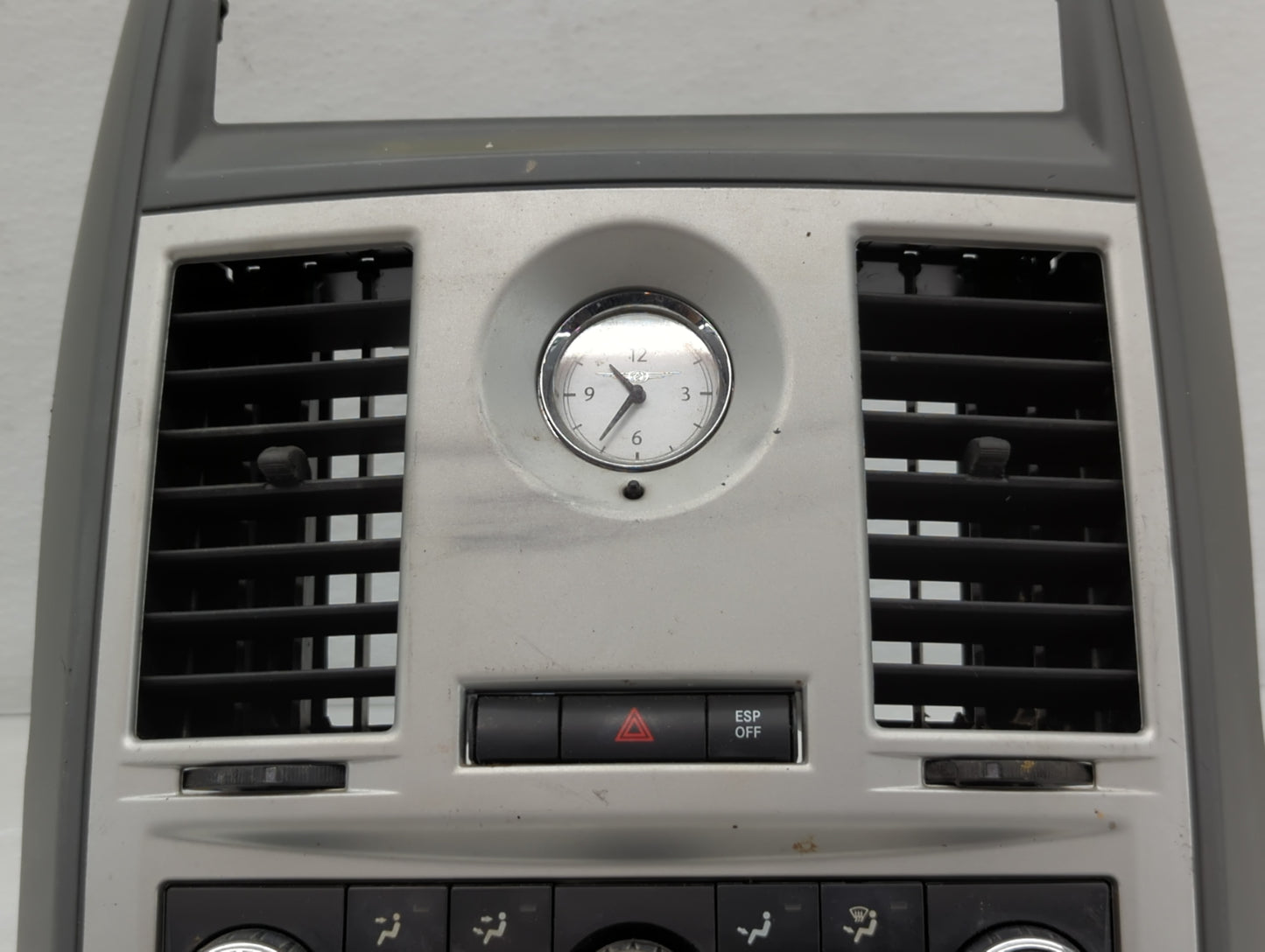 2010 Chrysler Town & Country Climate Control Module Temperature AC/Heater Replacement P/N:P55111805AJ A Fits OEM Used Auto P