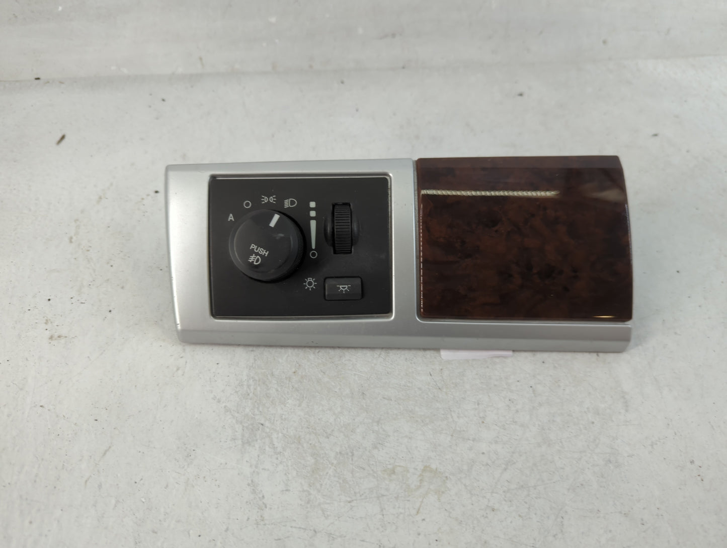 2010 Chrysler Town & Country Headlight Head Light Switch Lamp Control - Oemusedautoparts1.com