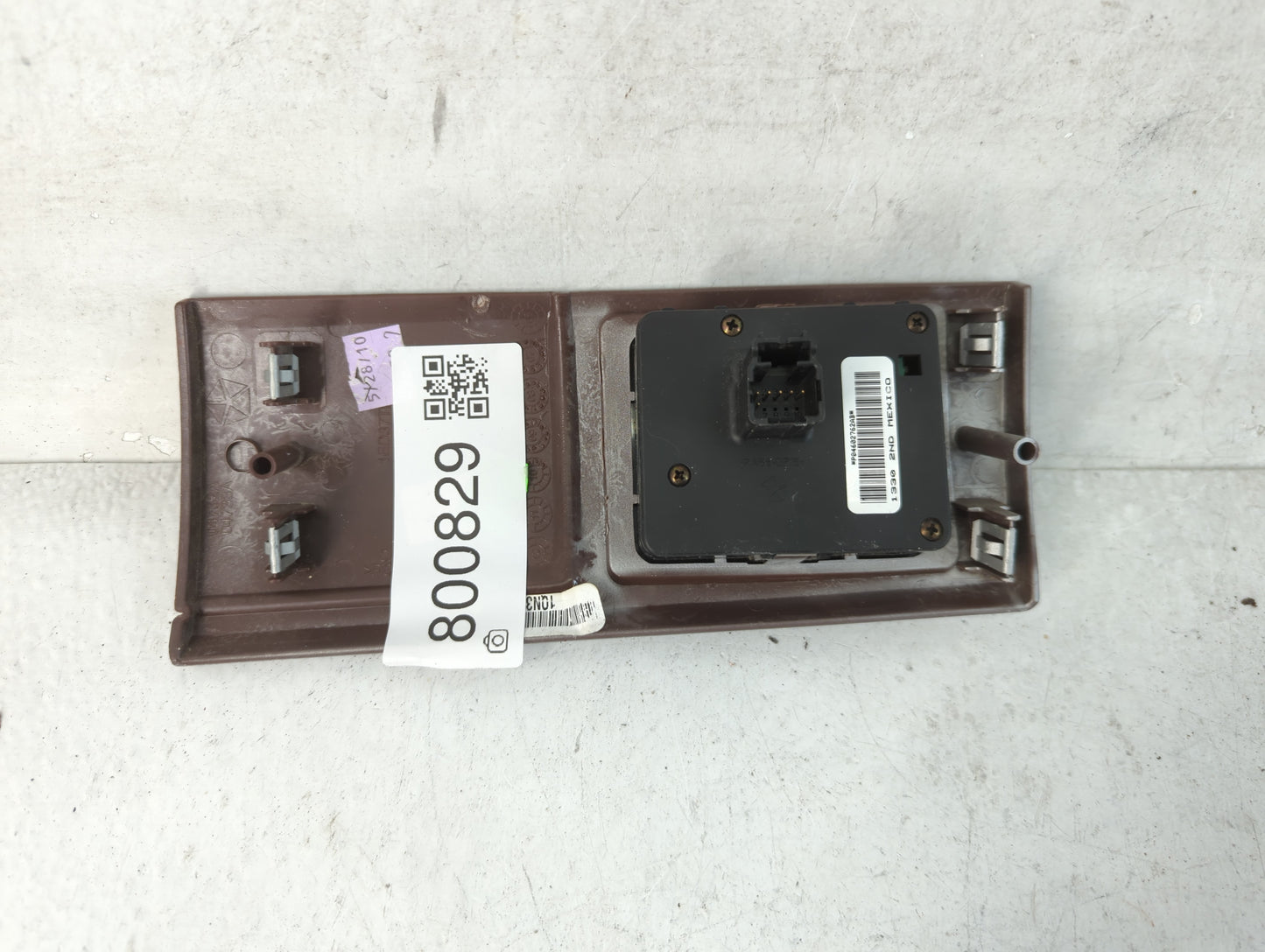 2010 Chrysler Town & Country Headlight Head Light Switch Lamp Control - Oemusedautoparts1.com