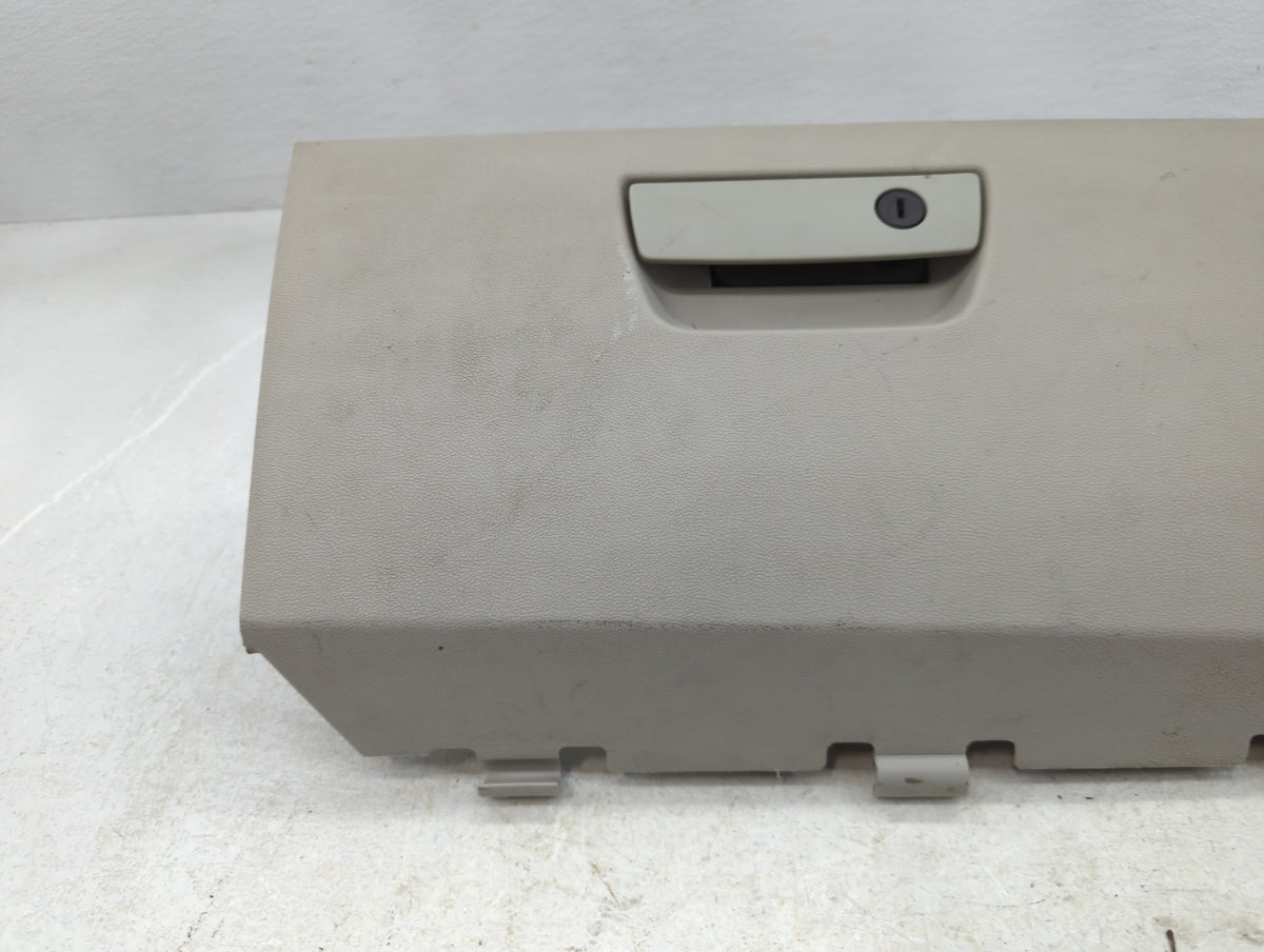 2010 Chrysler Town & Country Passenger Glove Box Door Storage Compartment 800838 - Oemusedautoparts1.com